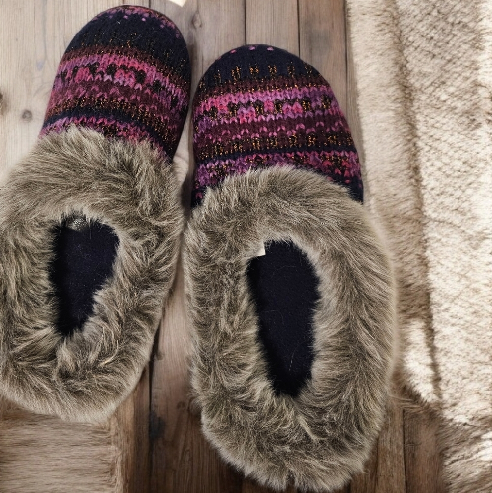NWT Dearfoams Patterned Women's Slippers with Faux Fur-Trim Purple,Pink Size--L